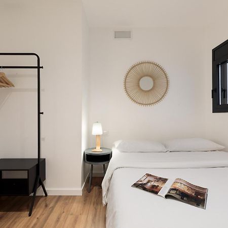 Urban Chill Apartments By Olala Homes Оспиталет де Лобрегат Екстериор снимка