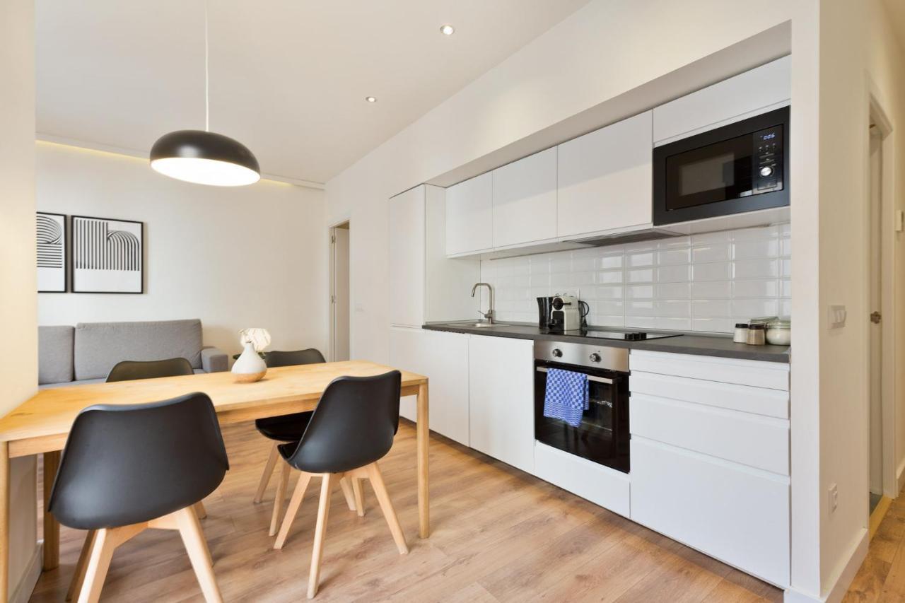 Urban Chill Apartments By Olala Homes Оспиталет де Лобрегат Екстериор снимка
