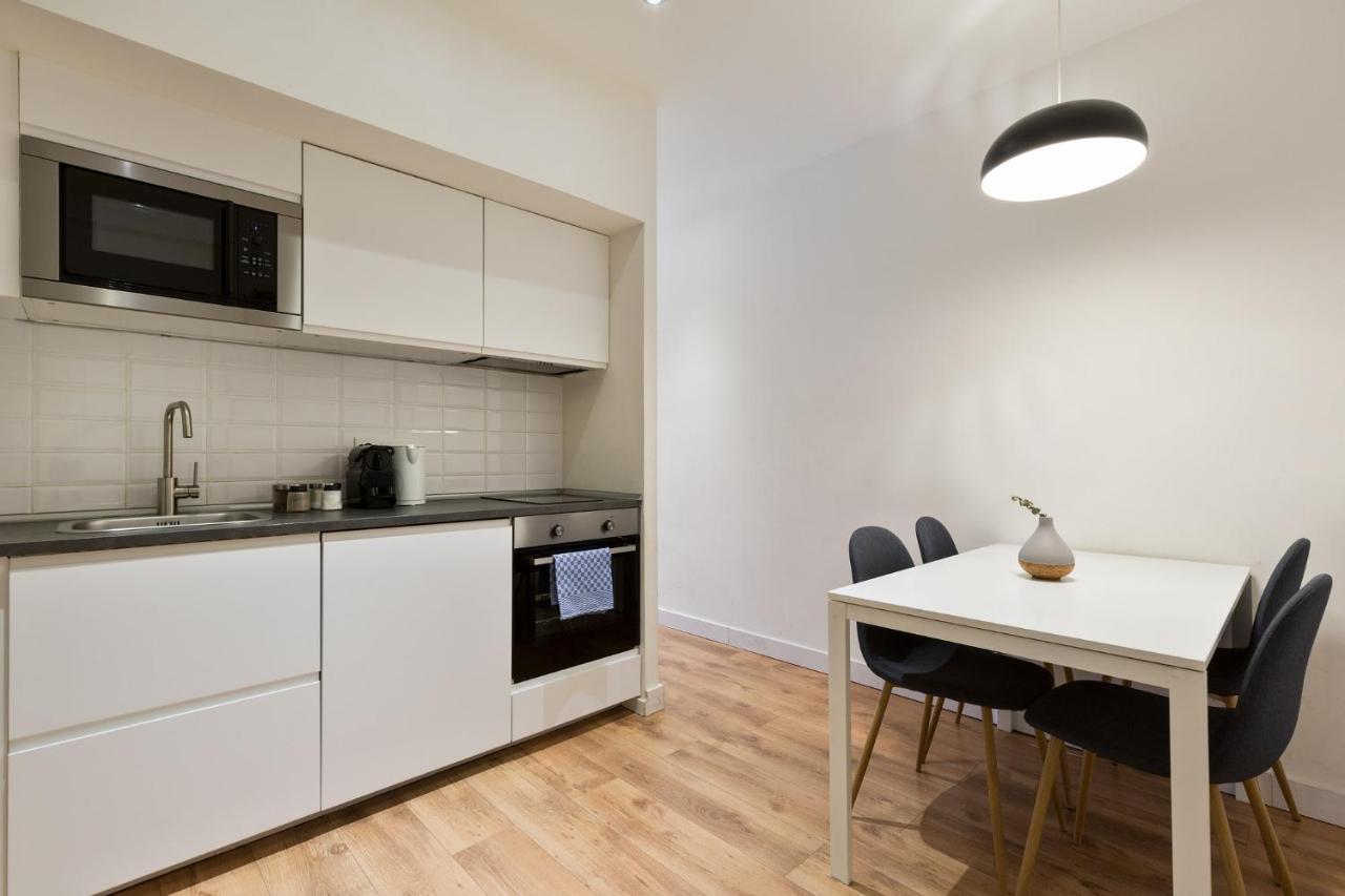 Urban Chill Apartments By Olala Homes Оспиталет де Лобрегат Екстериор снимка