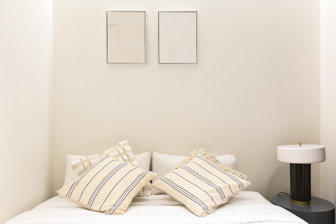 Urban Chill Apartments By Olala Homes Оспиталет де Лобрегат Екстериор снимка