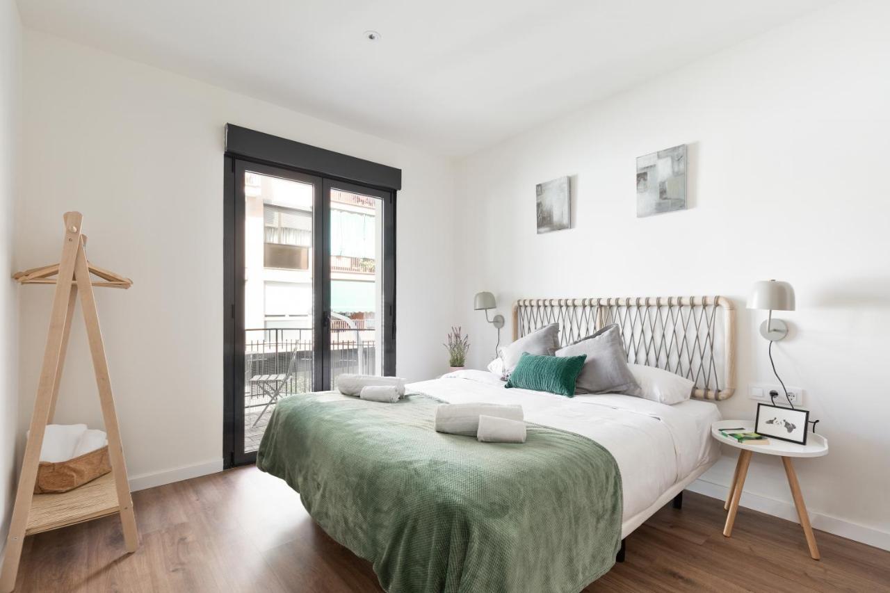 Urban Chill Apartments By Olala Homes Оспиталет де Лобрегат Екстериор снимка