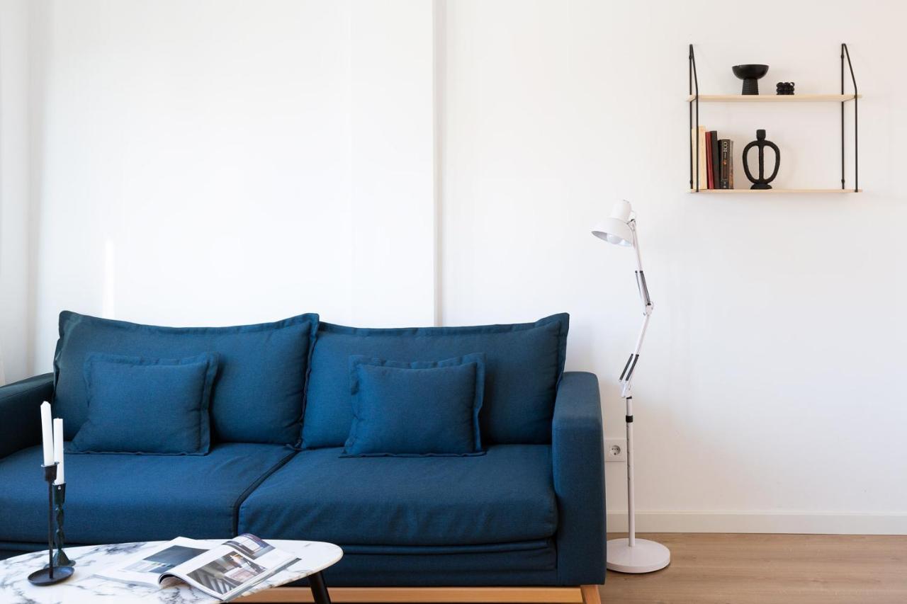 Urban Chill Apartments By Olala Homes Оспиталет де Лобрегат Екстериор снимка
