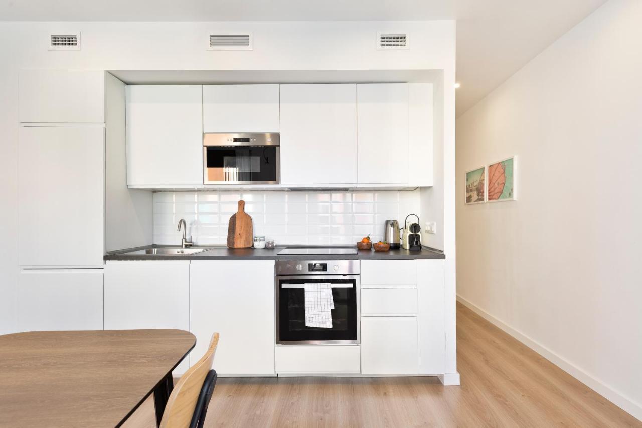 Urban Chill Apartments By Olala Homes Оспиталет де Лобрегат Екстериор снимка