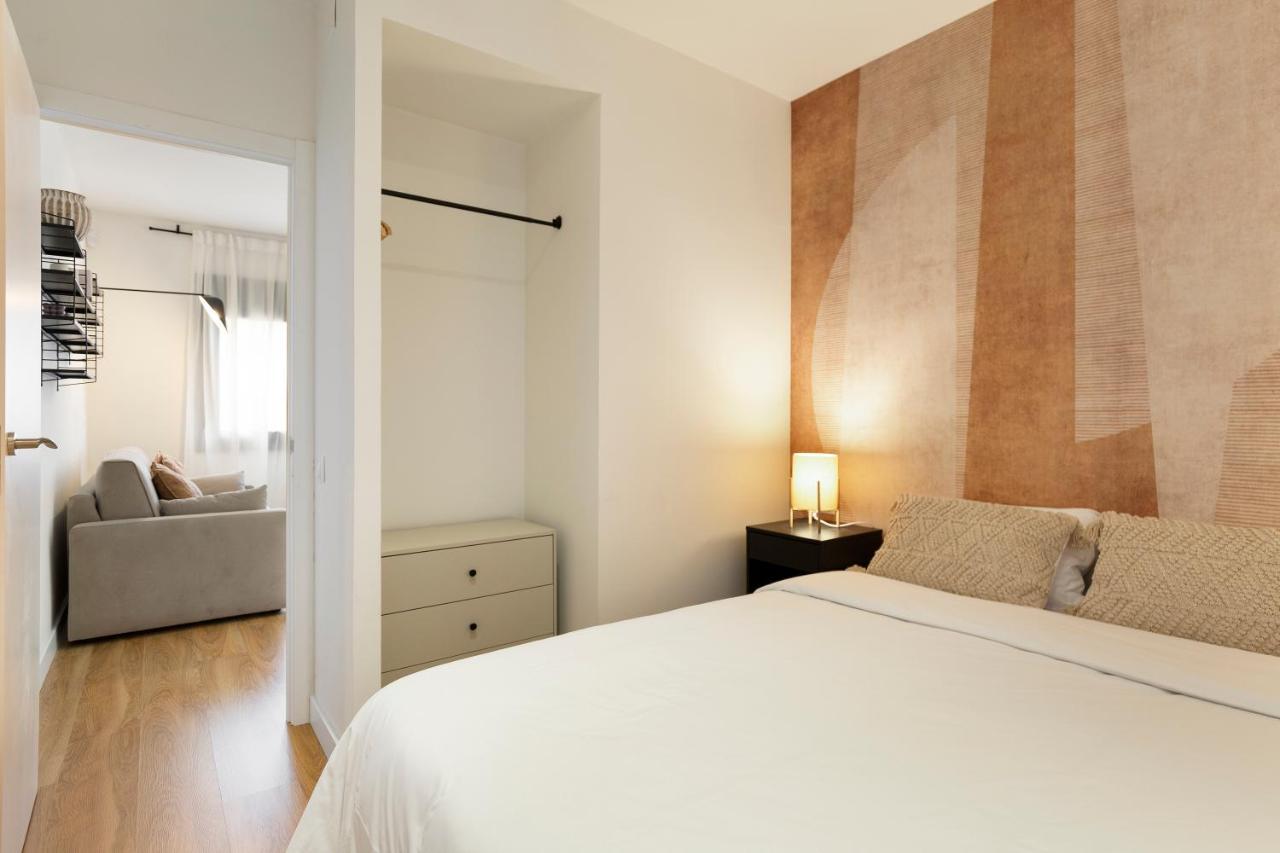 Urban Chill Apartments By Olala Homes Оспиталет де Лобрегат Екстериор снимка