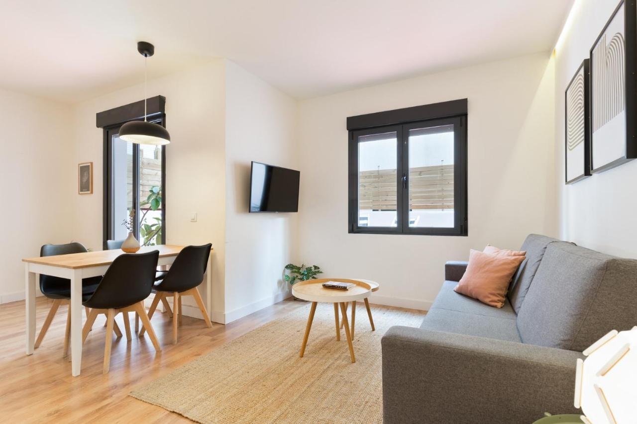 Urban Chill Apartments By Olala Homes Оспиталет де Лобрегат Екстериор снимка