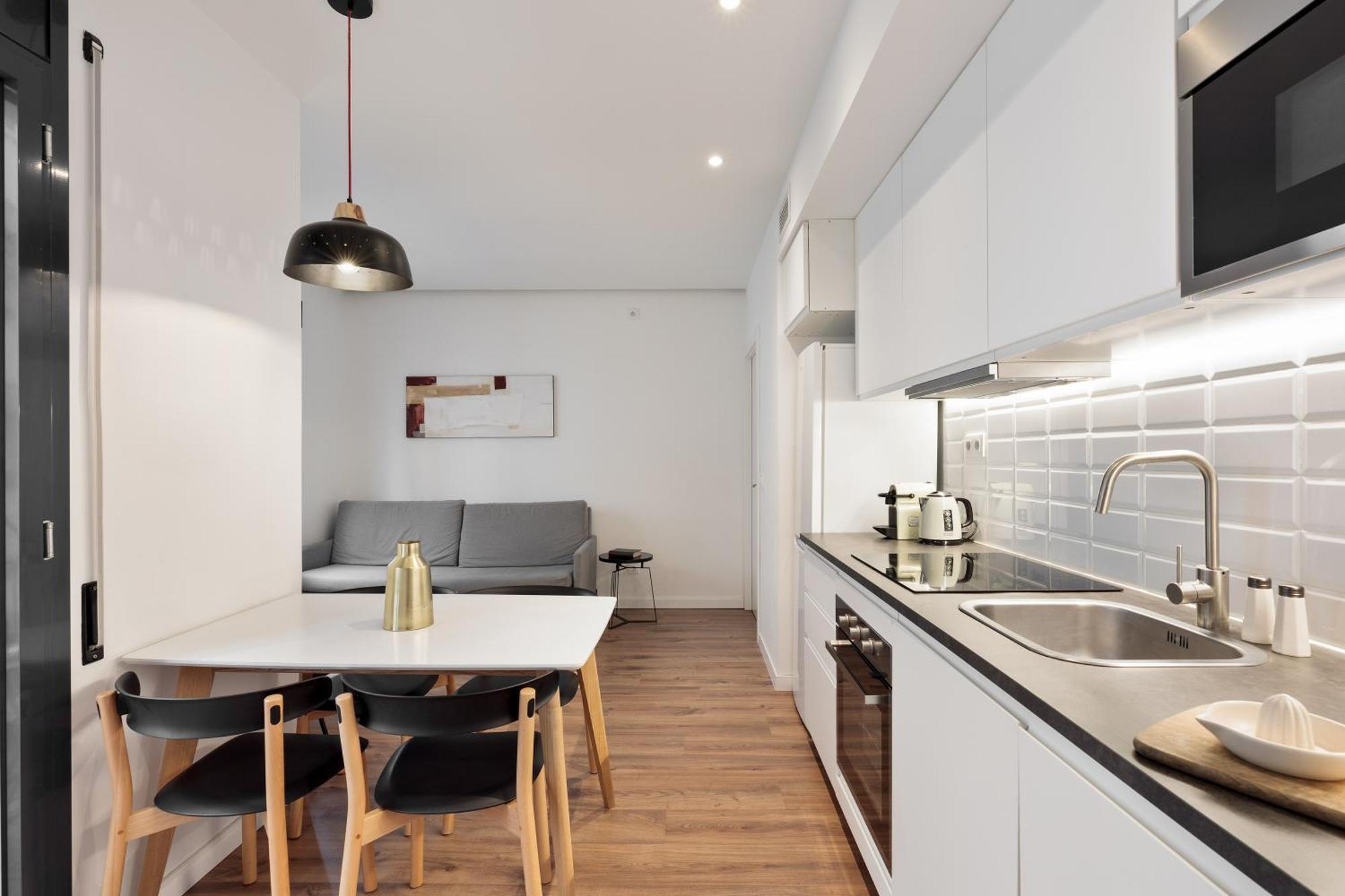 Urban Chill Apartments By Olala Homes Оспиталет де Лобрегат Екстериор снимка
